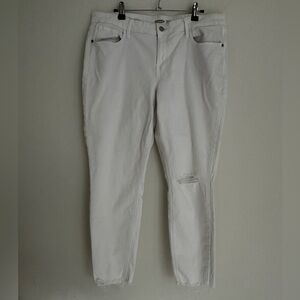 Old Navy | Woman’s Sz 14 | White Rockstar Super Skinny Jeans